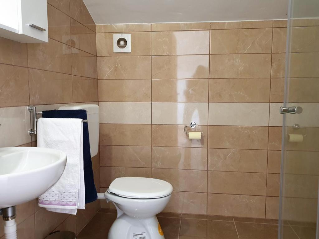 Apartments Loina Novalja Kültér fotó