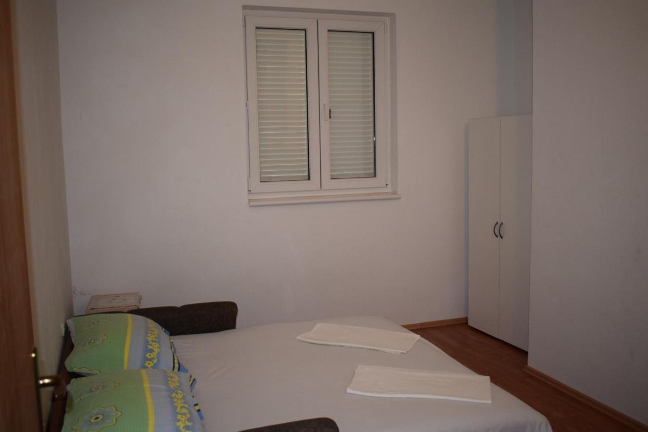 Apartments Loina Novalja Kültér fotó