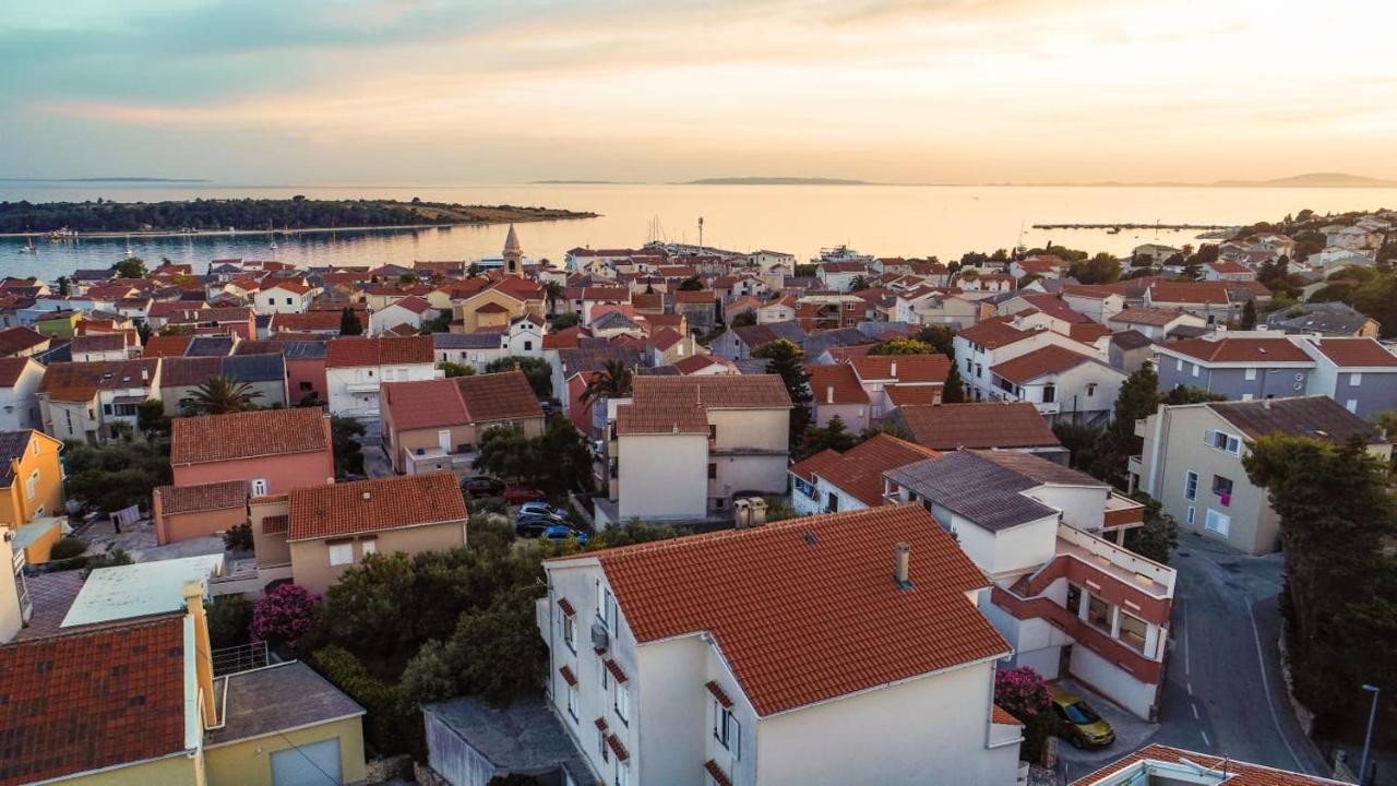Apartments Loina Novalja Kültér fotó