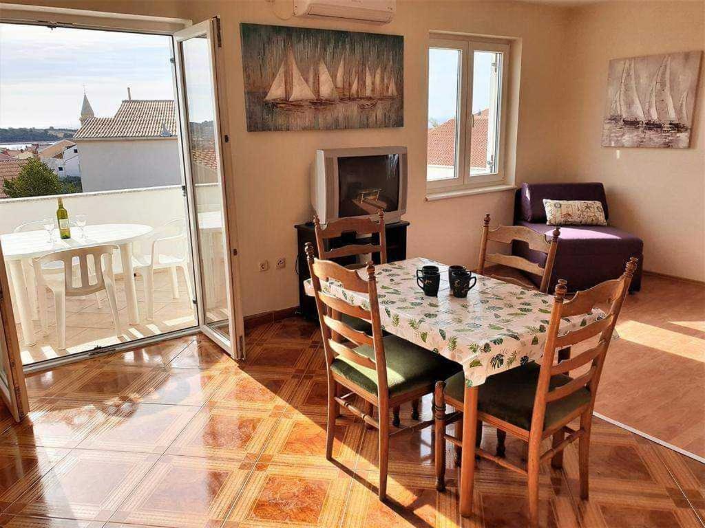 Apartments Loina Novalja Kültér fotó